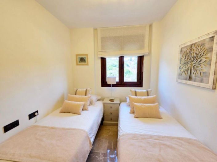 Image No.19-3 Bed Apartment for sale