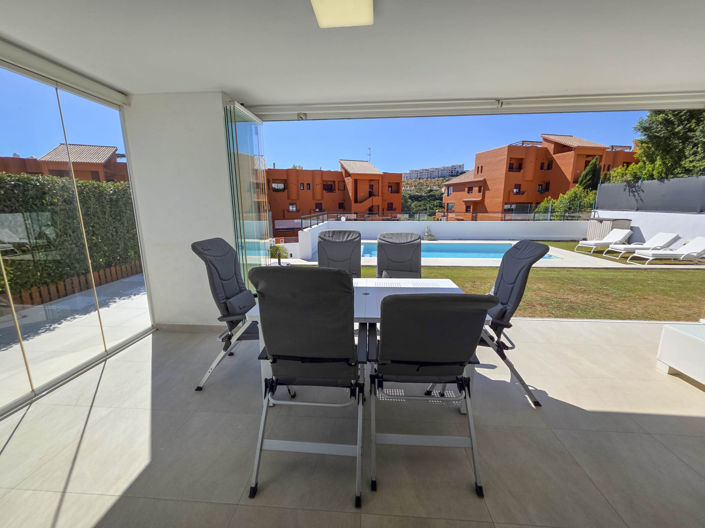 Image No.3-3 Bed House for sale