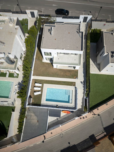 Image No.42-3 Bed House for sale
