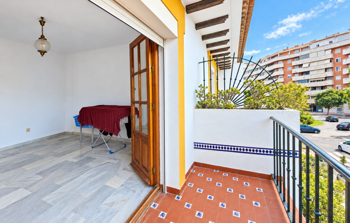 Image No.21-5 Bed House for sale