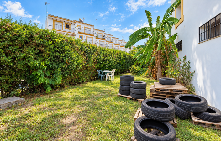 Image No.38-5 Bed House for sale
