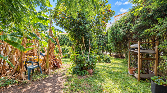 Image No.40-5 Bed House for sale