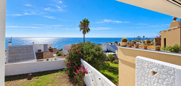 Image No.18-5 Bed House for sale