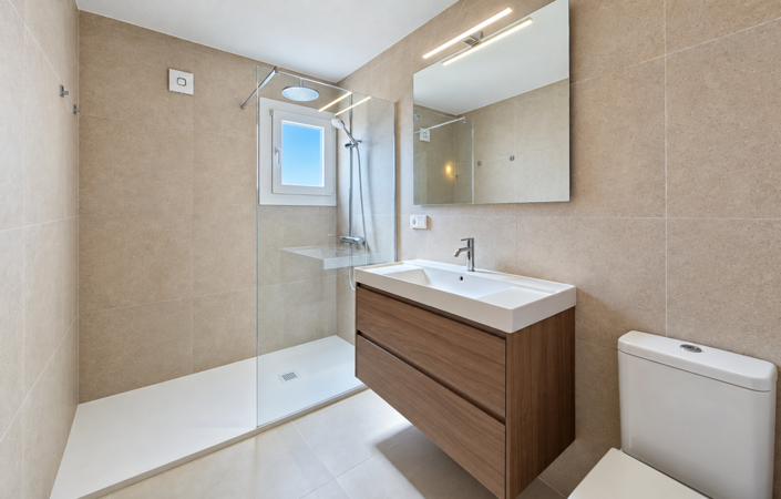 Image No.31-5 Bed House for sale