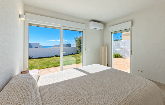 Image No.34-5 Bed House for sale
