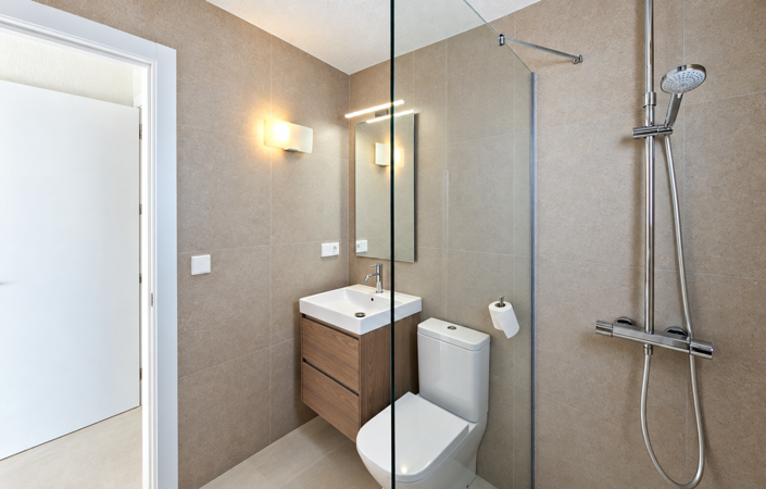 Image No.37-5 Bed House for sale