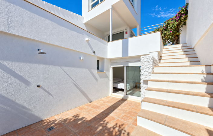 Image No.48-5 Bed House for sale