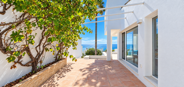 Image No.50-5 Bed House for sale