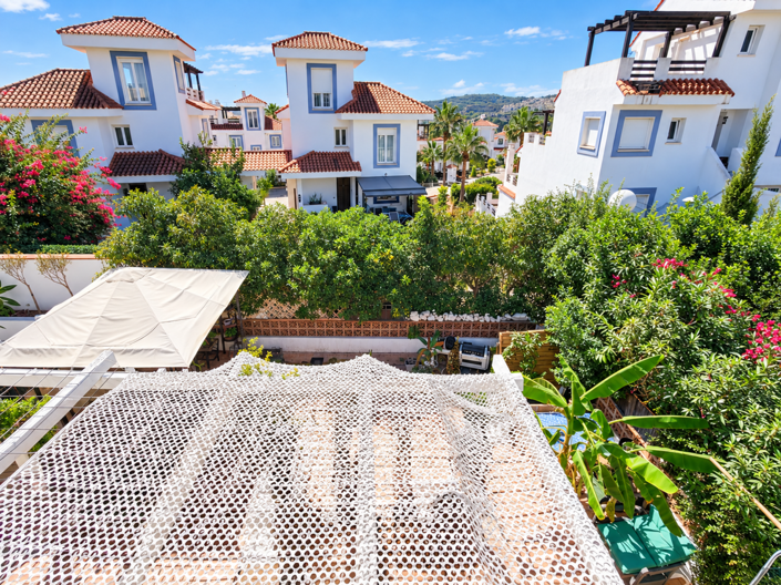 Image No.21-3 Bed House for sale