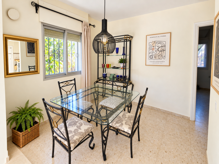 Image No.7-3 Bed House for sale