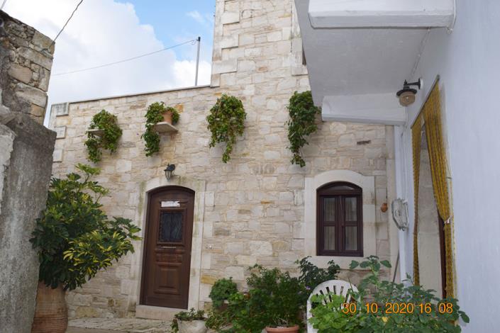 Image No.6-4 Bed Country House for sale