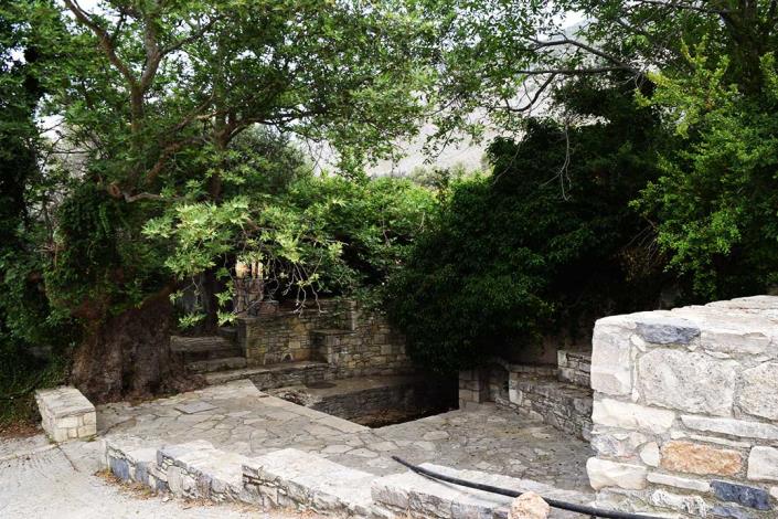 Image No.2-Maison de village de 3 chambres à vendre à Héraklion