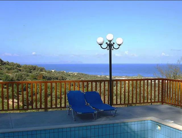 Image No.40-Maison / Villa de 15 chambres à vendre à Maroulas