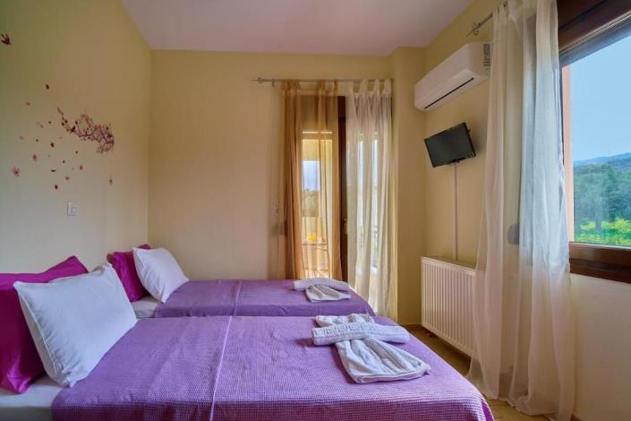 Image No.34-6 Bed Villa for sale