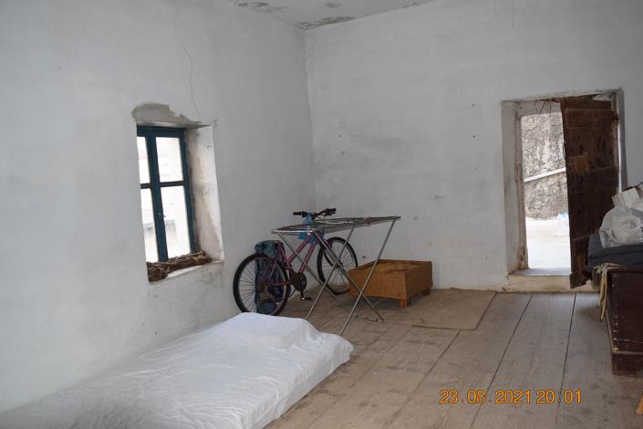 Image No.8-3 Bed Village House for sale