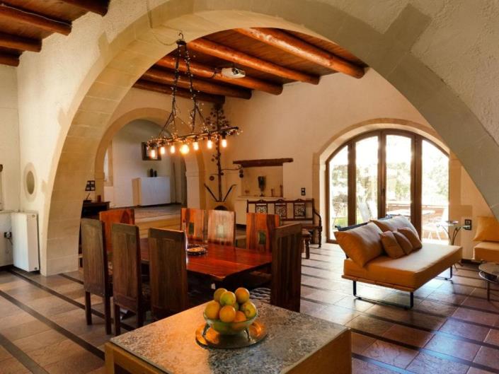 Image No.22-3 Bed Villa for sale