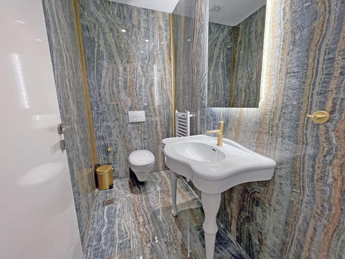 Image No.10-5 Bed Villa for sale