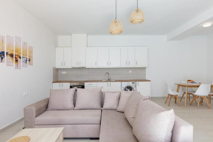 Image No.10-2 Bed Villa for sale