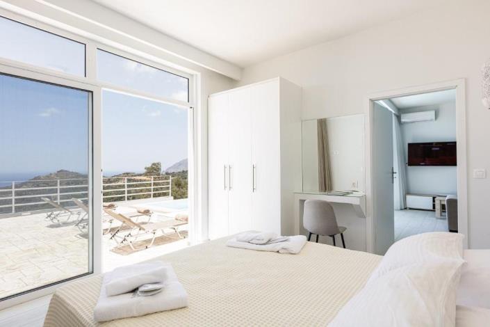 Image No.41-2 Bed Villa for sale