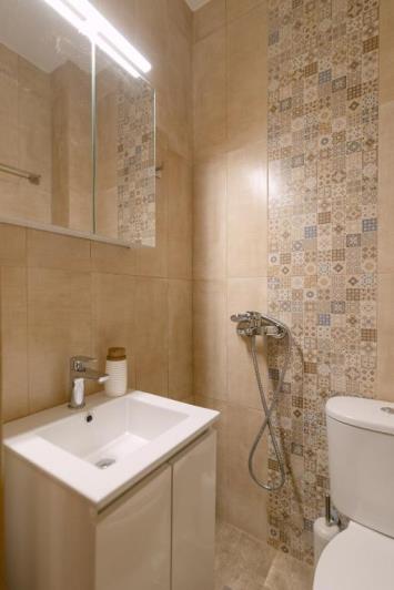 Image No.12-Maison / Villa de 2 chambres à vendre à Adele