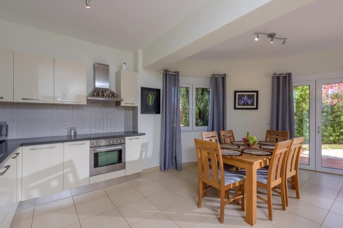 Image No.5-2 Bed Maisonette for sale