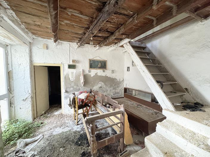 Image No.8-4 Bed Country House for sale