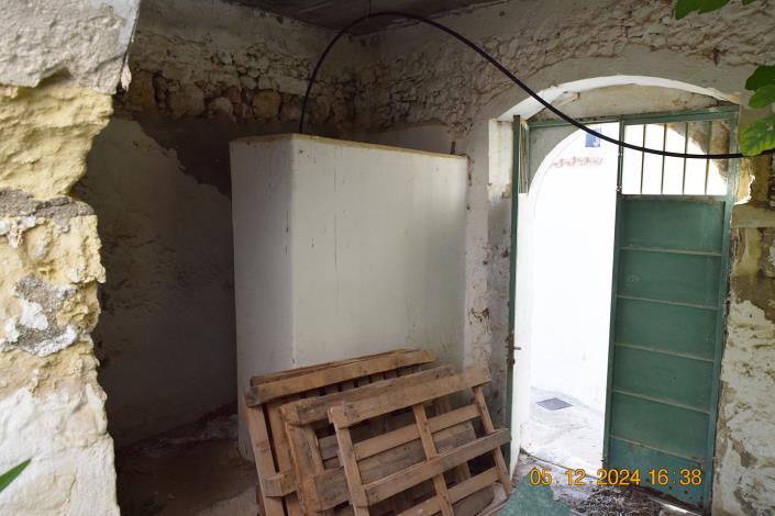 Image No.20-4 Bed Country House for sale