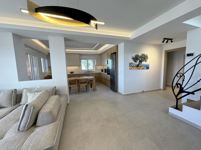 Image No.8-3 Bed Villa for sale