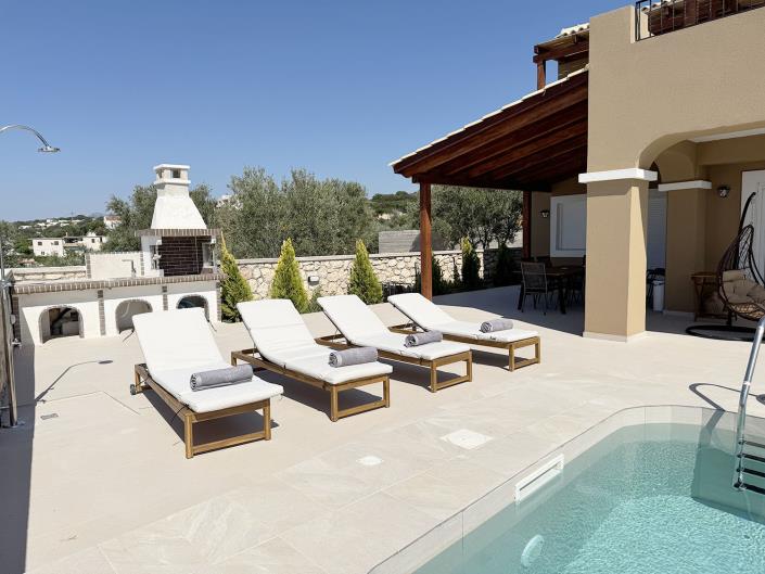 Image No.56-3 Bed Villa for sale