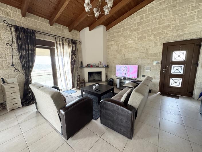 Image No.3-3 Bed Country House for sale