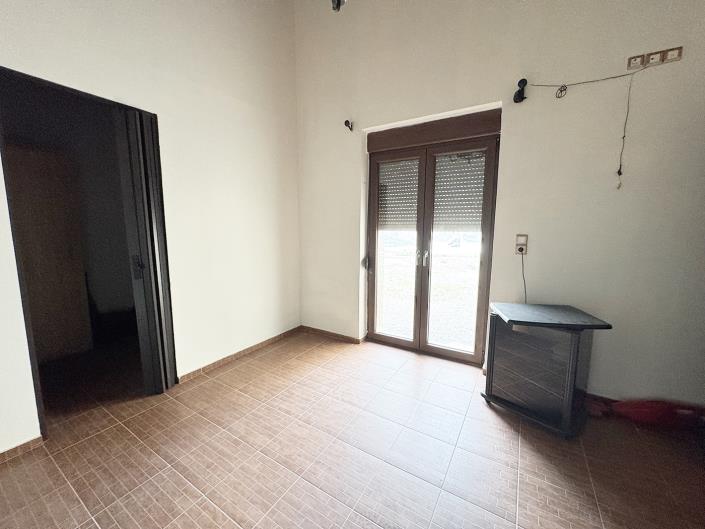 Image No.13-3 Bed Country House for sale