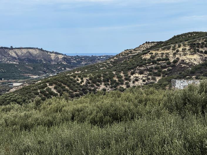 Image No.20-3 Bed Country House for sale