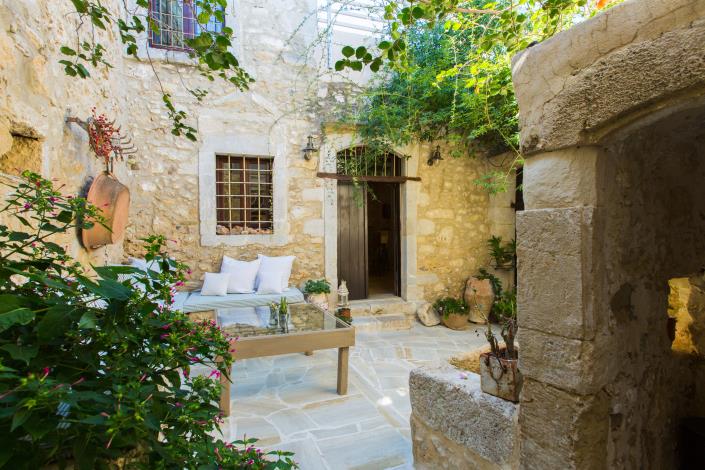 Image No.4-5 Bed House/Villa for sale