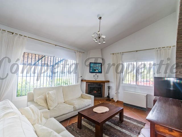 Image No.10-2 Bed Villa for sale