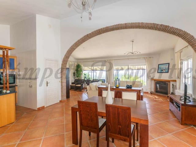 Image No.12-2 Bed Villa for sale