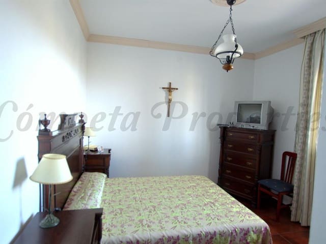 Image No.11-5 Bed Villa for sale