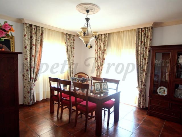 Image No.14-5 Bed Villa for sale