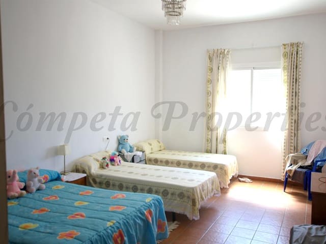 Image No.19-5 Bed Villa for sale