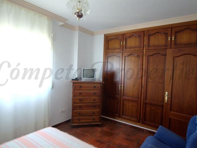 Image No.6-5 Bed Villa for sale