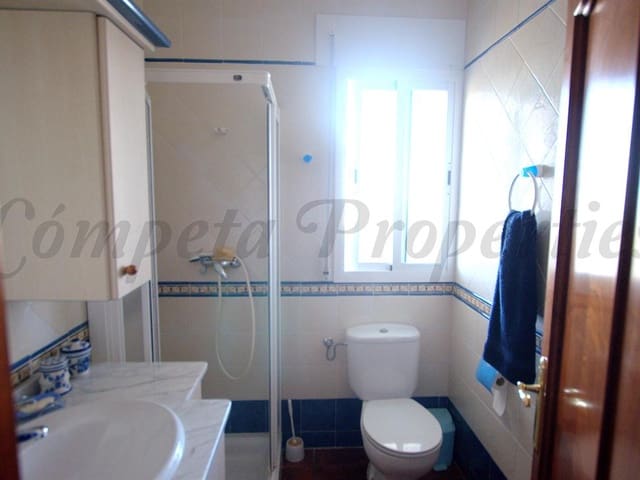 Image No.9-5 Bed Villa for sale