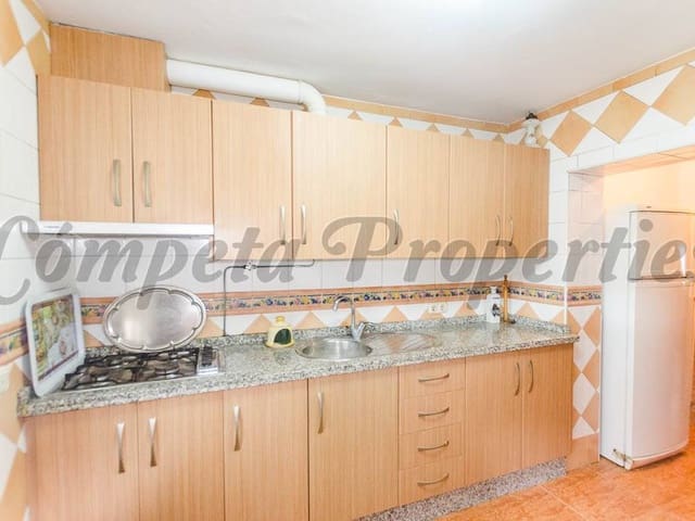 Image No.5-3 Bed Townhouse for sale