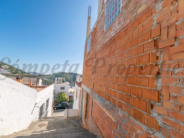 Image No.9-3 Bed Townhouse for sale