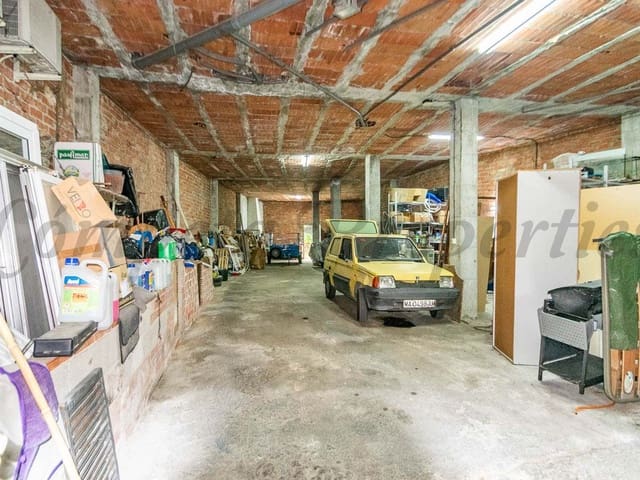 Image No.14-4 Bed Townhouse for sale