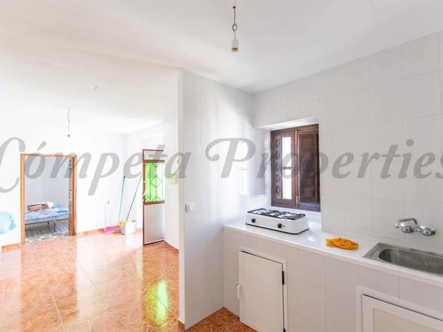 Image No.5-5 Bed Townhouse for sale