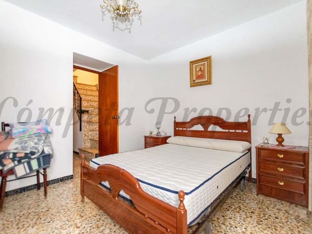 Image No.7-Maison de ville de 4 chambres à vendre à Archez