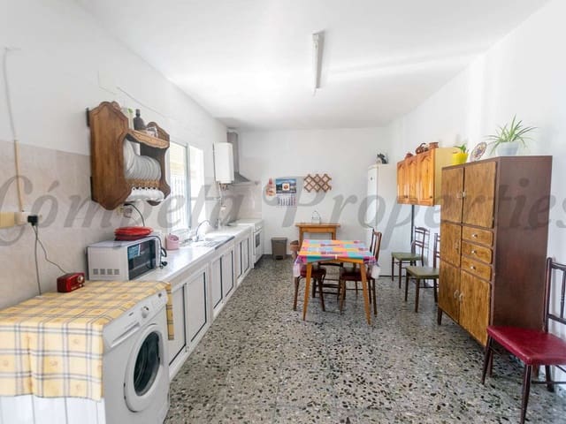 Image No.10-3 Bed Villa for sale