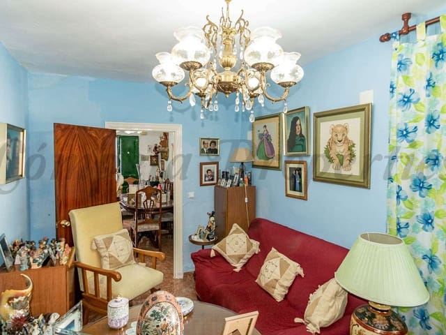 Image No.6-3 Bed Townhouse for sale