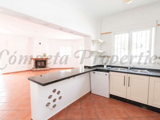 Image No.6-5 Bed Villa for sale