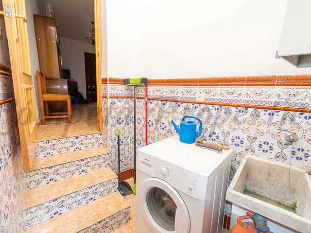 Image No.7-3 Bed Townhouse for sale