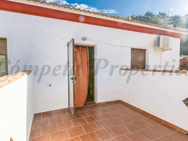 Image No.10-Maison de ville de 3 chambres à vendre à Sayalonga